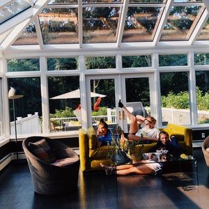 Meet your Posher, Joyce